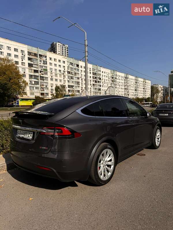 Позашляховик / Кросовер Tesla Model X 2018 в Києві фото 11 Позашляховик / Кросовер Tesla Model X 2018 в Києві