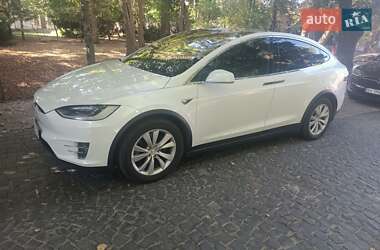 Внедорожник / Кроссовер Tesla Model X 2018 в 
