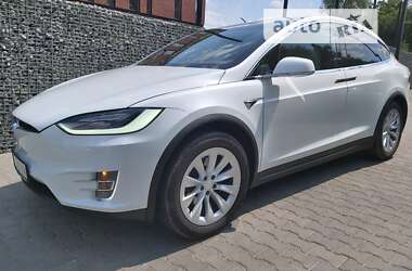 Внедорожник / Кроссовер Tesla Model X 2020 в Черновцах