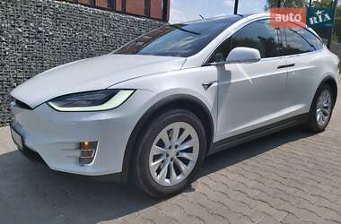 Внедорожник / Кроссовер Tesla Model X 2020 в 