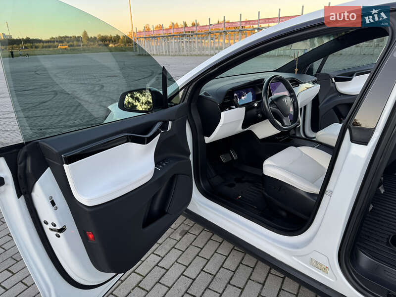 Внедорожник / Кроссовер Tesla Model X 2020 в Львове