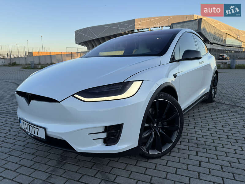 Внедорожник / Кроссовер Tesla Model X 2020 в Львове