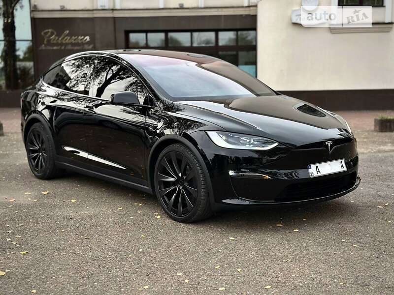 Tesla Model X 2023