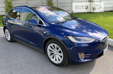 Внедорожник / Кроссовер Tesla Model X 2016 в 