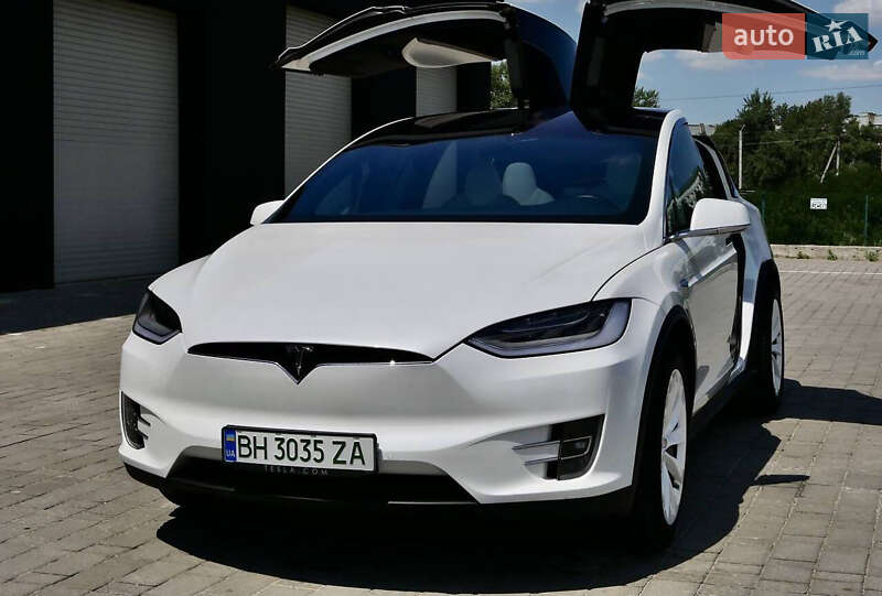 Позашляховик / Кросовер Tesla Model X 2020 в Києві