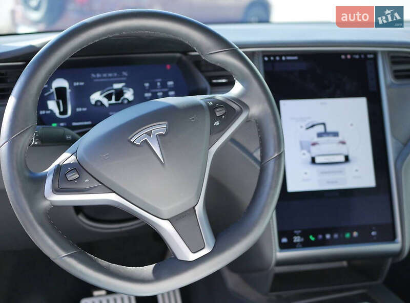 Внедорожник / Кроссовер Tesla Model X 2020 в Киеве