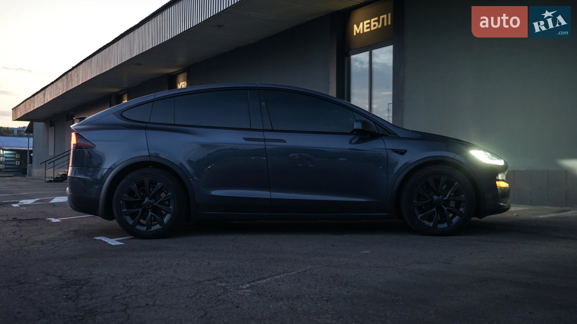 2022 Tesla Model X - мініатюра 16