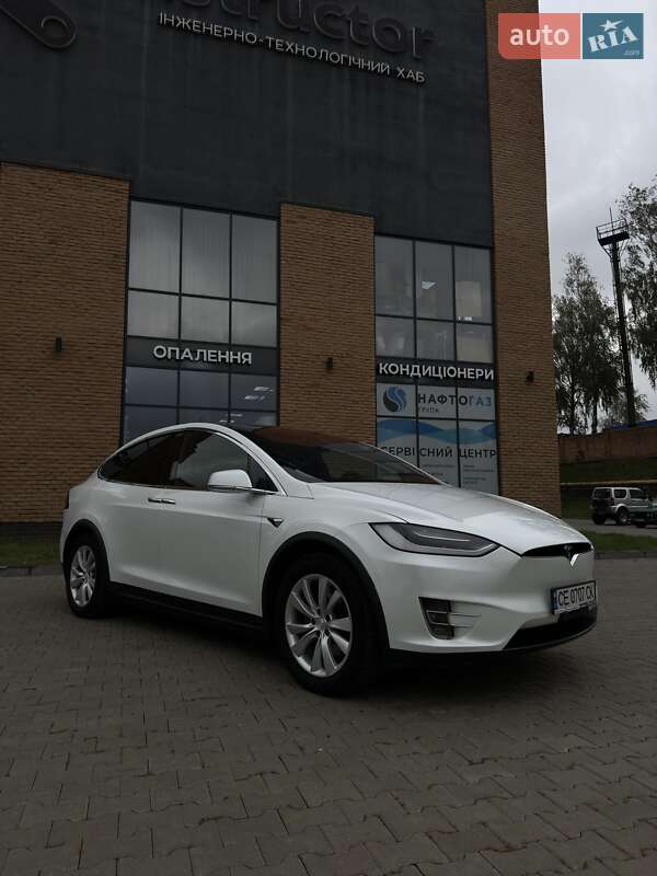Внедорожник / Кроссовер Tesla Model X 2017 в Черновцах фото 16 Внедорожник / Кроссовер Tesla Model X 2017 в Черновцах
