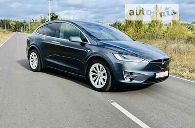 Внедорожник / Кроссовер Tesla Model X 2017 в Киеве