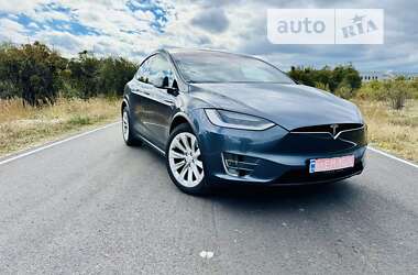 Внедорожник / Кроссовер Tesla Model X 2017 в Киеве