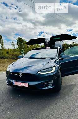 Внедорожник / Кроссовер Tesla Model X 2017 в Киеве