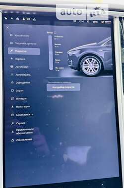 Внедорожник / Кроссовер Tesla Model X 2017 в Киеве