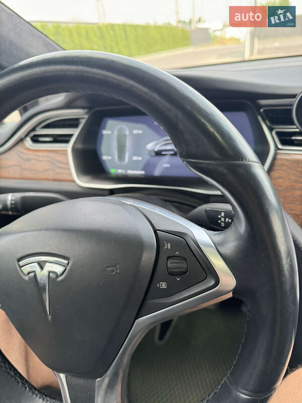 Позашляховик / Кросовер Tesla Model X 2018 в Черкасах