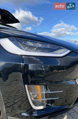 Внедорожник / Кроссовер Tesla Model X 2019 в Полтаве