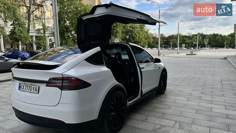 Внедорожник / Кроссовер Tesla Model X 2016 в Харькове фото 9 Внедорожник / Кроссовер Tesla Model X 2016 в Харькове