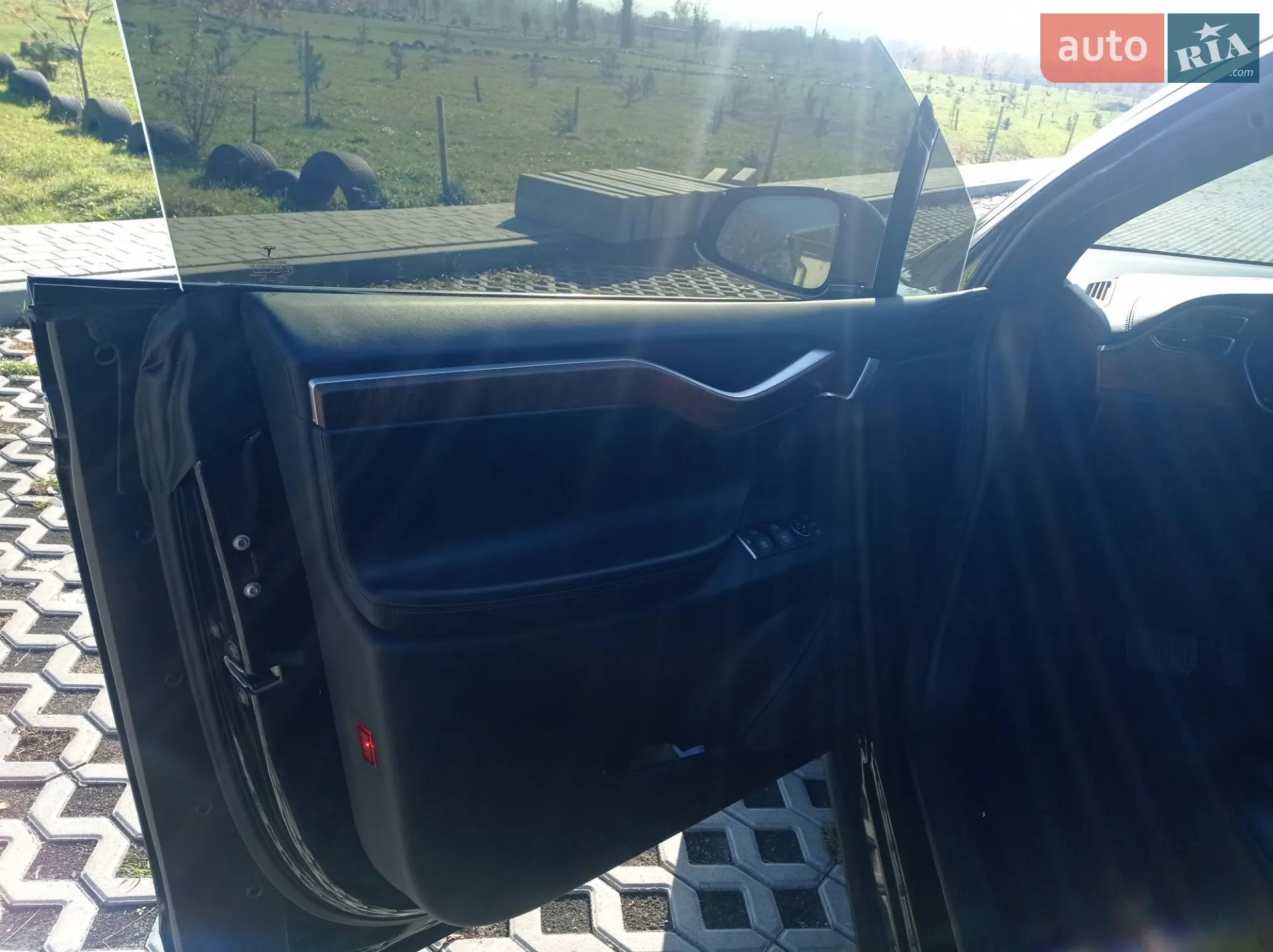 2017 Tesla Model X - мініатюра 17