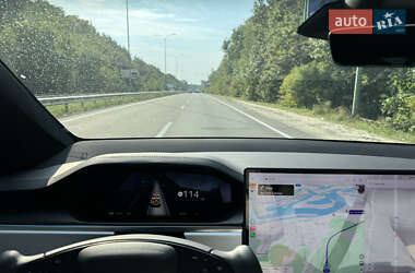 Позашляховик / Кросовер Tesla Model X 2023 в 