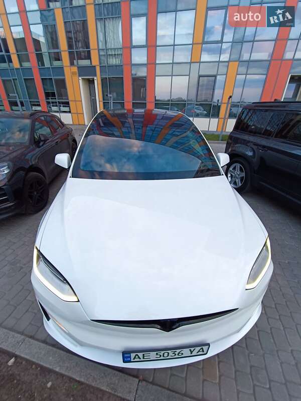 Позашляховик / Кросовер Tesla Model X 2022 в Дніпрі фото 3 Позашляховик / Кросовер Tesla Model X 2022 в Дніпрі