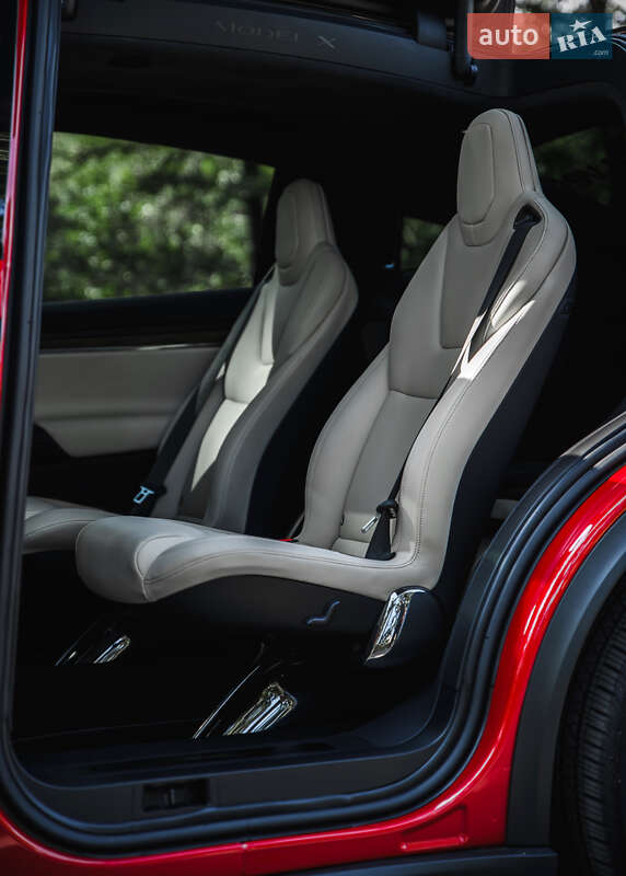 Позашляховик / Кросовер Tesla Model X 2022 в Білій Церкві
