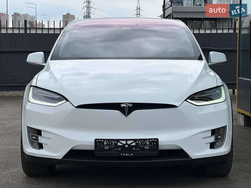 Позашляховик / Кросовер Tesla Model X 2018 в Києві