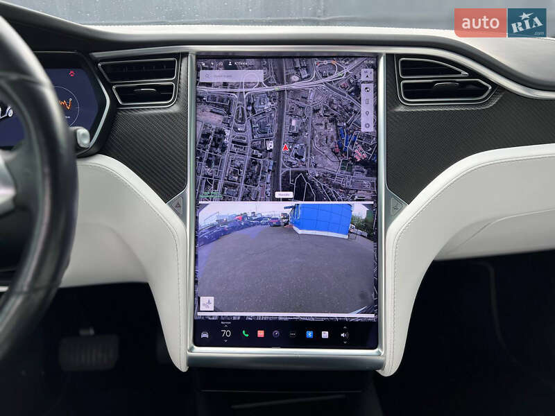 Позашляховик / Кросовер Tesla Model X 2018 в Києві
