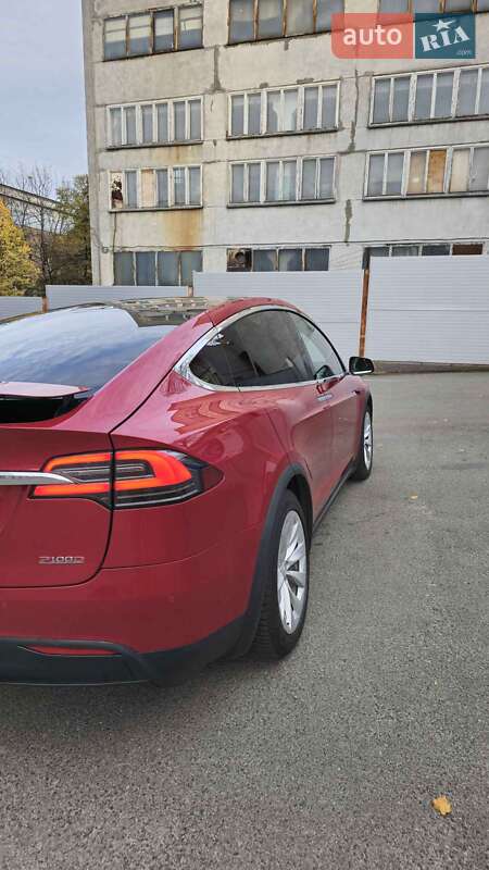 Внедорожник / Кроссовер Tesla Model X 2016 в Киеве