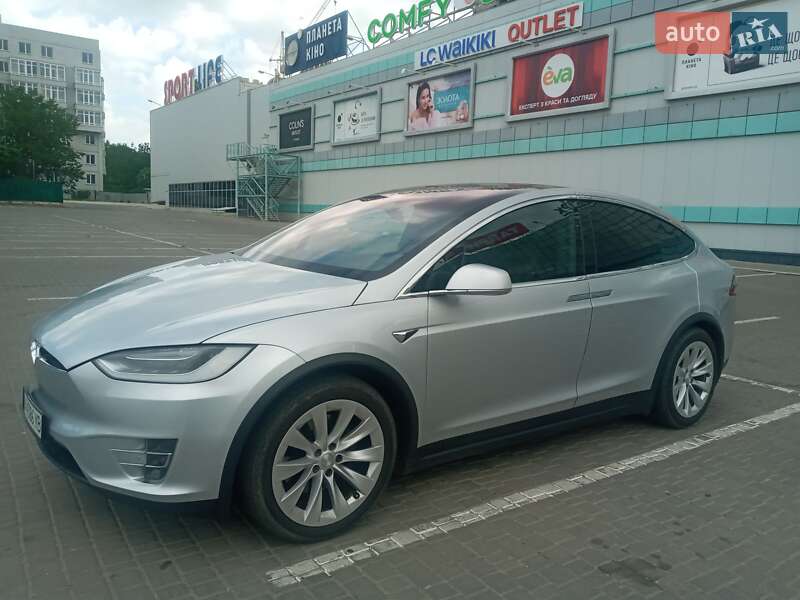 Внедорожник / Кроссовер Tesla Model X 2017 в Одессе