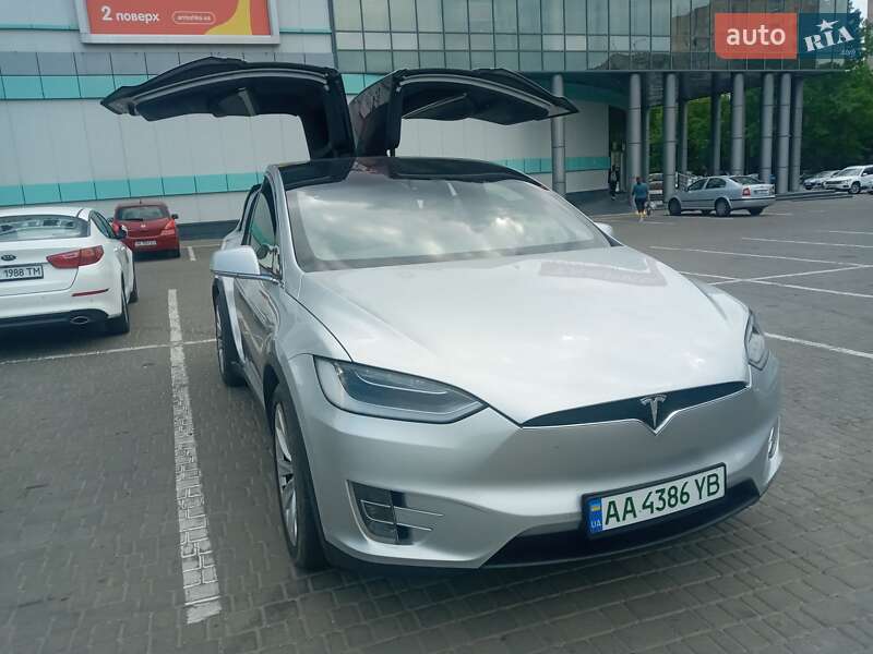Внедорожник / Кроссовер Tesla Model X 2017 в Одессе