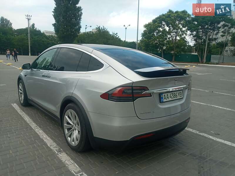 Внедорожник / Кроссовер Tesla Model X 2017 в Одессе
