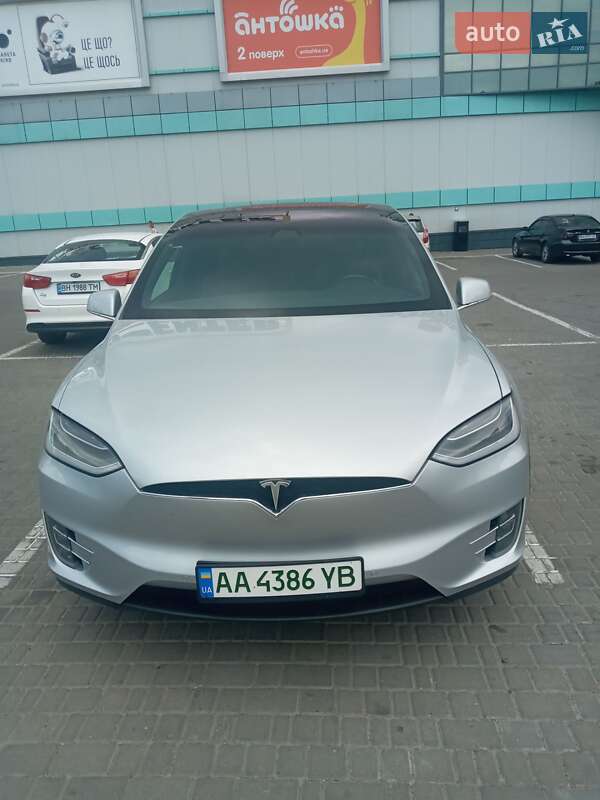 Внедорожник / Кроссовер Tesla Model X 2017 в Одессе