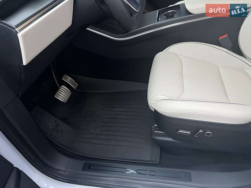 Позашляховик / Кросовер Tesla Model X 2023 в Києві