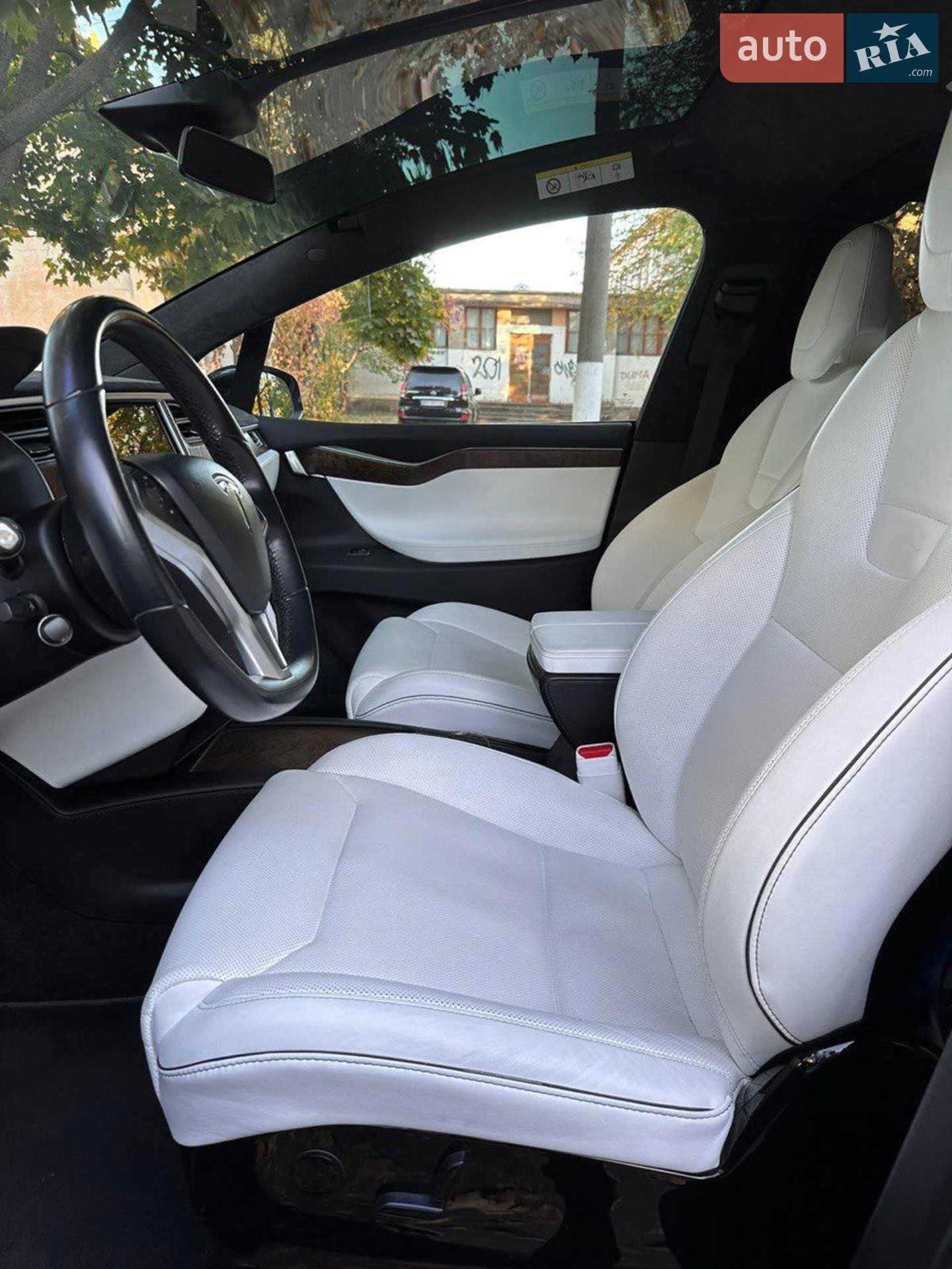 2017 Tesla Model X - мініатюра 6