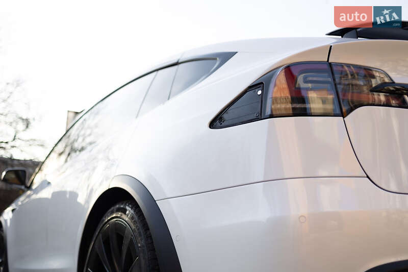 Позашляховик / Кросовер Tesla Model X 2022 в Тернополі