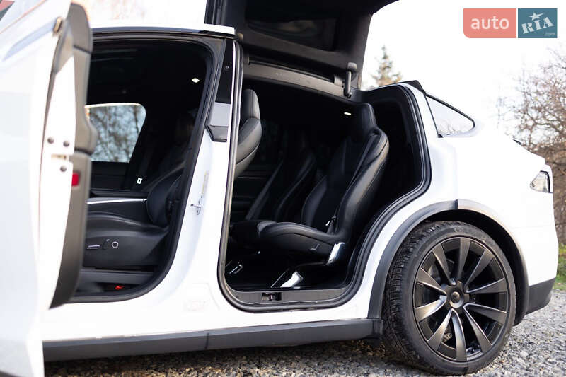 Позашляховик / Кросовер Tesla Model X 2022 в Тернополі
