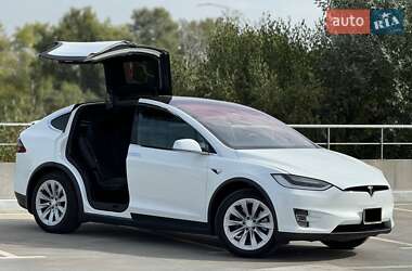 Позашляховик / Кросовер Tesla Model X 2017 в Білій Церкві фото 8 Позашляховик / Кросовер Tesla Model X 2017 в Білій Церкві