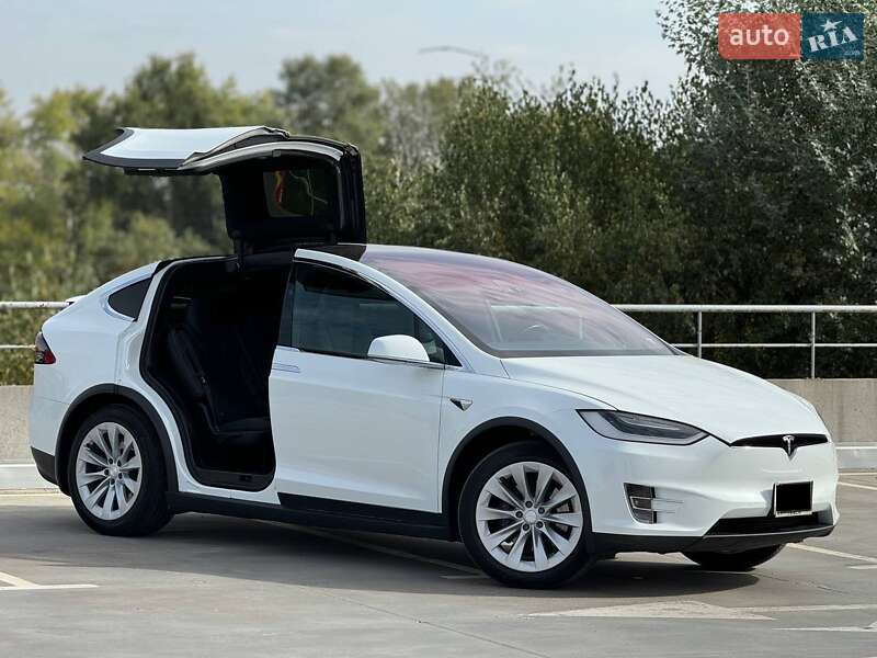 Позашляховик / Кросовер Tesla Model X 2017 в Білій Церкві фото 8 Позашляховик / Кросовер Tesla Model X 2017 в Білій Церкві