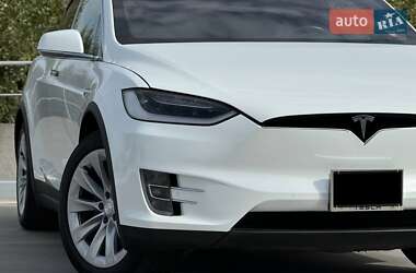 Внедорожник / Кроссовер Tesla Model X 2017 в Белой Церкви