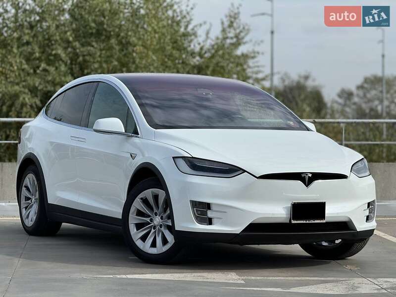 Позашляховик / Кросовер Tesla Model X 2017 в Білій Церкві фото 6 Позашляховик / Кросовер Tesla Model X 2017 в Білій Церкві