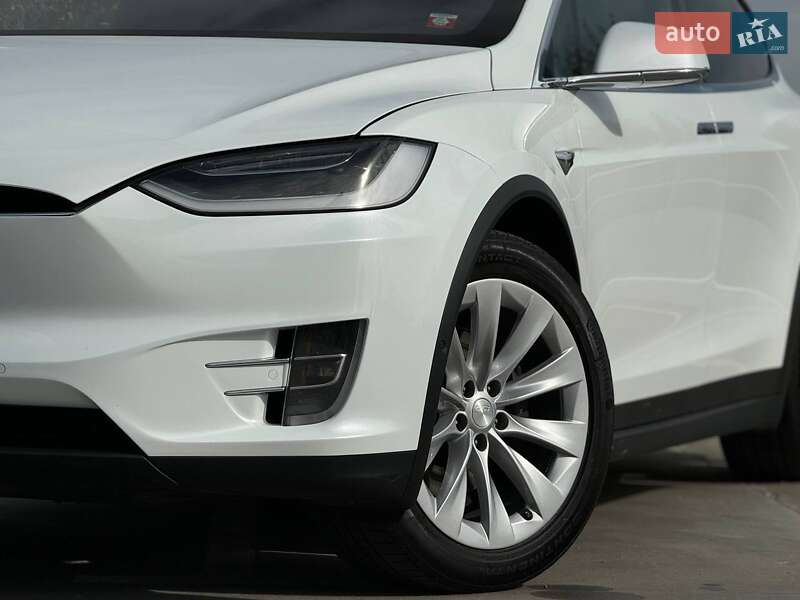 Позашляховик / Кросовер Tesla Model X 2017 в Білій Церкві фото 13 Позашляховик / Кросовер Tesla Model X 2017 в Білій Церкві