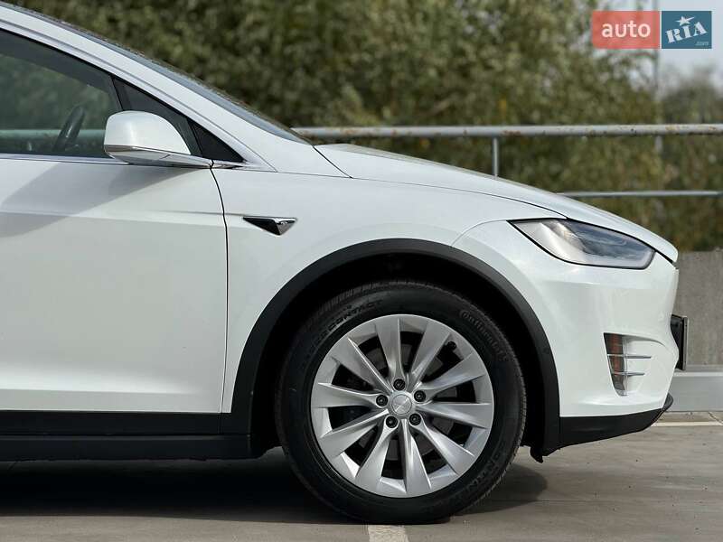 Позашляховик / Кросовер Tesla Model X 2017 в Білій Церкві фото 16 Позашляховик / Кросовер Tesla Model X 2017 в Білій Церкві