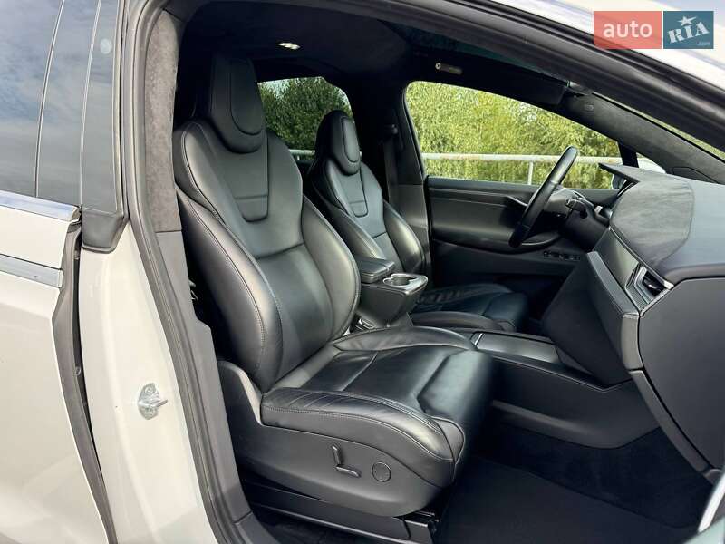 Позашляховик / Кросовер Tesla Model X 2017 в Білій Церкві фото 17 Позашляховик / Кросовер Tesla Model X 2017 в Білій Церкві
