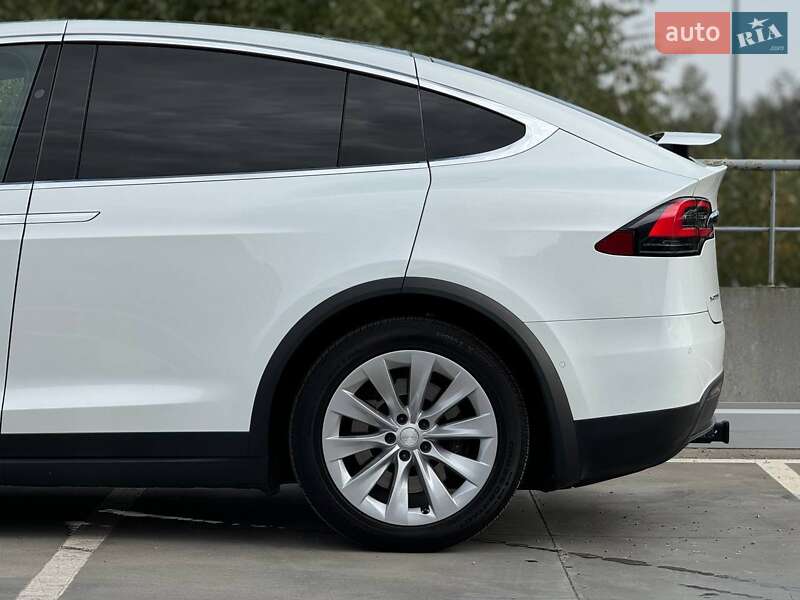 Позашляховик / Кросовер Tesla Model X 2017 в Білій Церкві фото 22 Позашляховик / Кросовер Tesla Model X 2017 в Білій Церкві