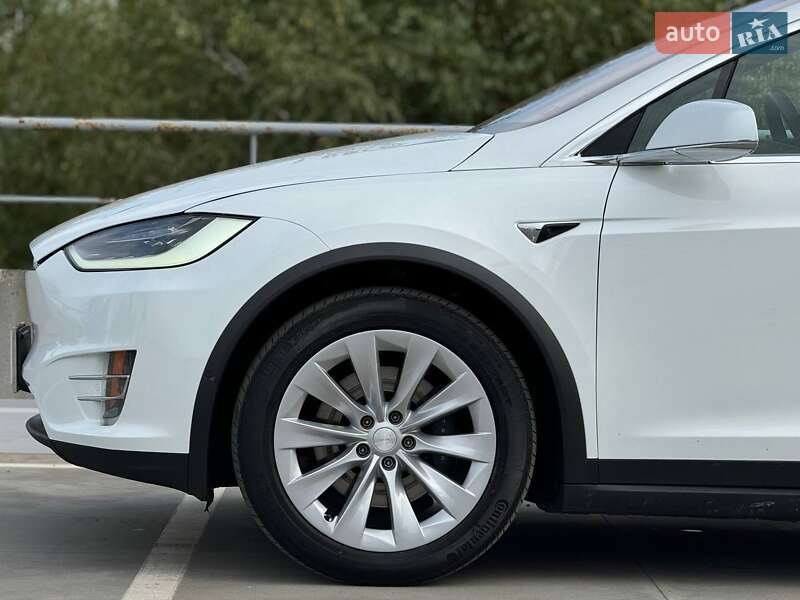 Позашляховик / Кросовер Tesla Model X 2017 в Білій Церкві фото 25 Позашляховик / Кросовер Tesla Model X 2017 в Білій Церкві
