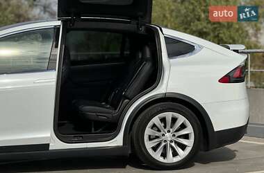 Позашляховик / Кросовер Tesla Model X 2017 в Білій Церкві фото 51 Позашляховик / Кросовер Tesla Model X 2017 в Білій Церкві