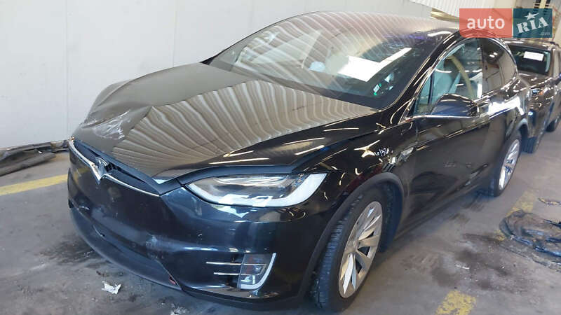 Tesla Model X 2016