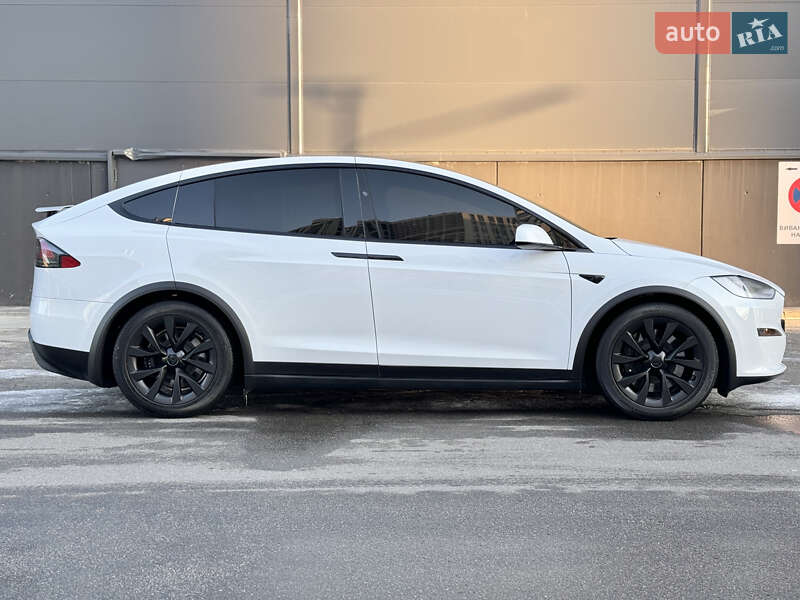 Внедорожник / Кроссовер Tesla Model X 2022 в Киеве