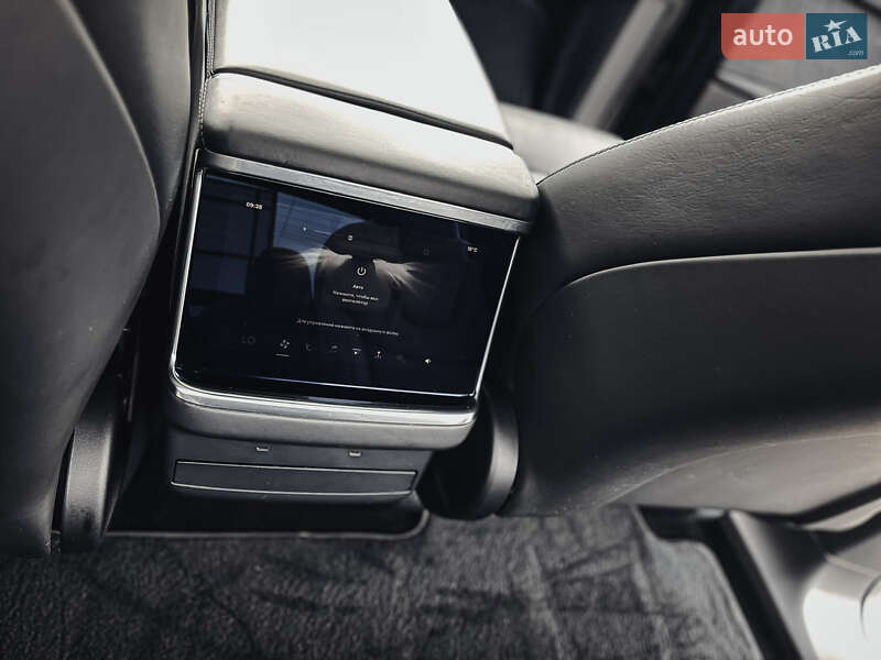Позашляховик / Кросовер Tesla Model X 2021 в Дніпрі