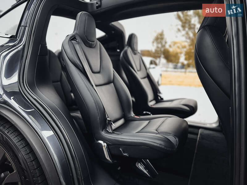 Позашляховик / Кросовер Tesla Model X 2021 в Дніпрі фото 9 Позашляховик / Кросовер Tesla Model X 2021 в Дніпрі