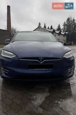 Позашляховик / Кросовер Tesla Model X 2016 в Львові