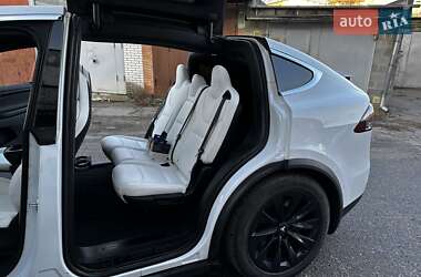 Позашляховик / Кросовер Tesla Model X 2018 в Білій Церкві